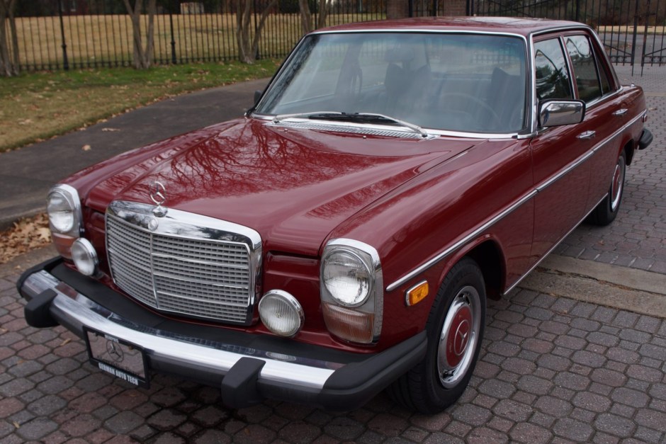 1976 Mercedes-Benz 300D