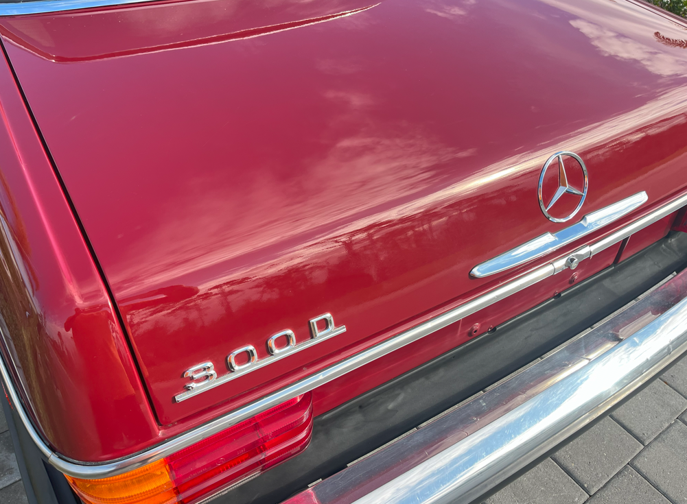 1976 Mercedes Benz 300D Left Rear