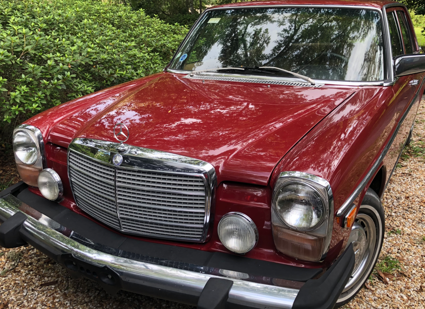 1976 Mercedes-Benz 300D NICE